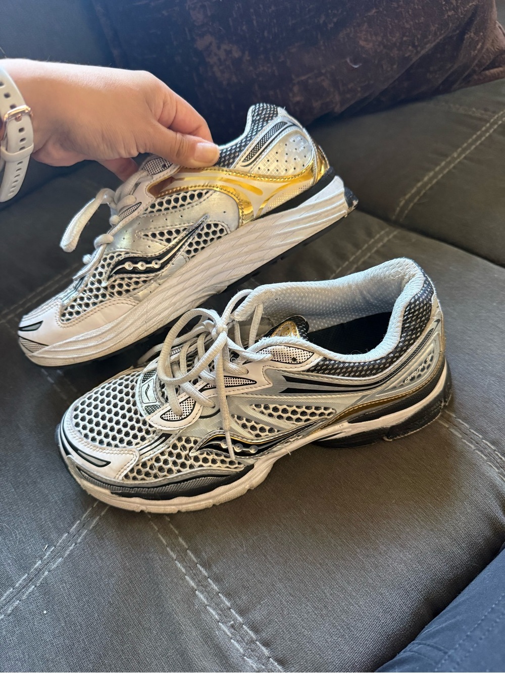 Saucony Progrid Omni 9